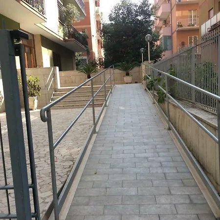 Casa Daniele * Ostia